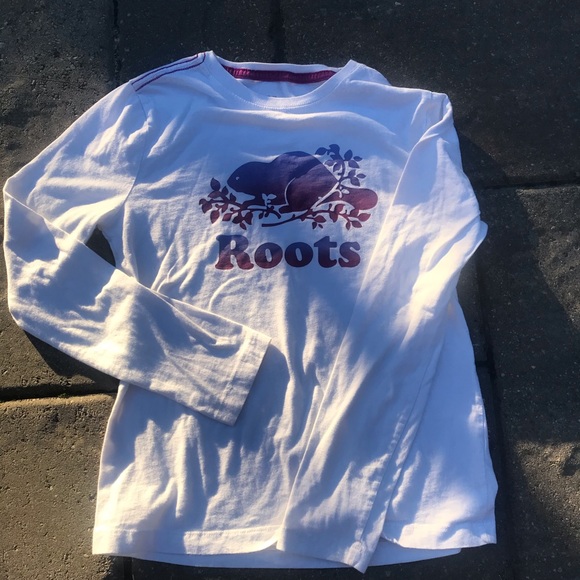 Roots long sleeve shirt. In great condition - Picture 2 of 3